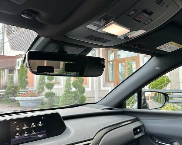 Чорний Лексус UX, об'ємом двигуна 0 л та пробігом 25 тис. км за 35850 $, фото 130 на Automoto.ua