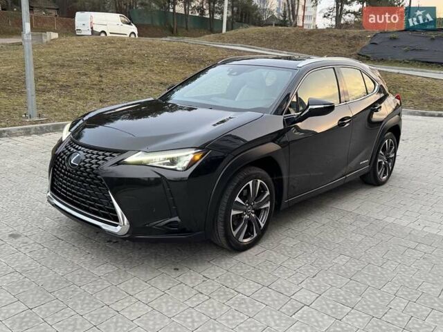 Черный Лексус UX, объемом двигателя 2 л и пробегом 56 тыс. км за 26000 $, фото 7 на Automoto.ua