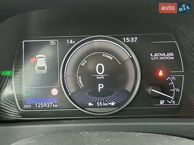 Черный Лексус UX, объемом двигателя 0 л и пробегом 125 тыс. км за 21900 $, фото 2 на Automoto.ua