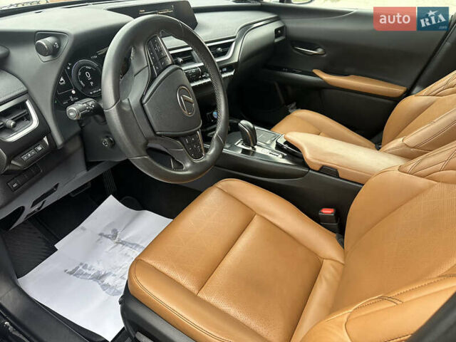 Черный Лексус UX, объемом двигателя 0 л и пробегом 109 тыс. км за 22750 $, фото 41 на Automoto.ua