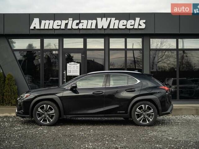 Чорний Лексус UX, об'ємом двигуна 2 л та пробігом 64 тис. км за 29900 $, фото 3 на Automoto.ua