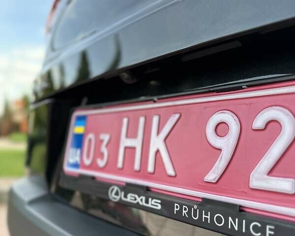 Чорний Лексус UX, об'ємом двигуна 0 л та пробігом 25 тис. км за 35850 $, фото 71 на Automoto.ua