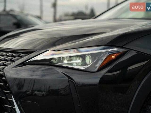 Чорний Лексус UX, об'ємом двигуна 2 л та пробігом 64 тис. км за 29900 $, фото 12 на Automoto.ua