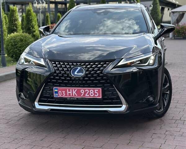Чорний Лексус UX, об'ємом двигуна 0 л та пробігом 25 тис. км за 35850 $, фото 21 на Automoto.ua