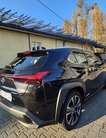 Черный Лексус UX, объемом двигателя 1.99 л и пробегом 62 тыс. км за 29500 $, фото 8 на Automoto.ua