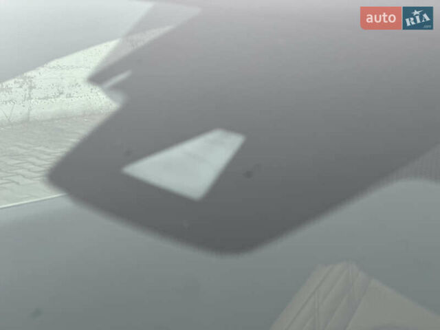 Черный Лексус UX, объемом двигателя 0 л и пробегом 109 тыс. км за 22750 $, фото 11 на Automoto.ua