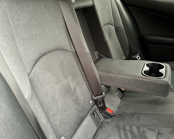 Черный Лексус UX, объемом двигателя 2 л и пробегом 25 тыс. км за 33750 $, фото 83 на Automoto.ua