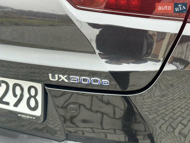 Черный Лексус UX, объемом двигателя 0 л и пробегом 109 тыс. км за 22750 $, фото 18 на Automoto.ua