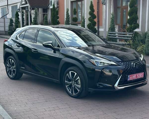 Чорний Лексус UX, об'ємом двигуна 0 л та пробігом 25 тис. км за 35850 $, фото 29 на Automoto.ua