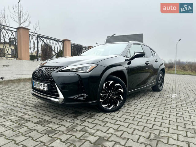 Черный Лексус UX, объемом двигателя 0 л и пробегом 109 тыс. км за 22750 $, фото 4 на Automoto.ua