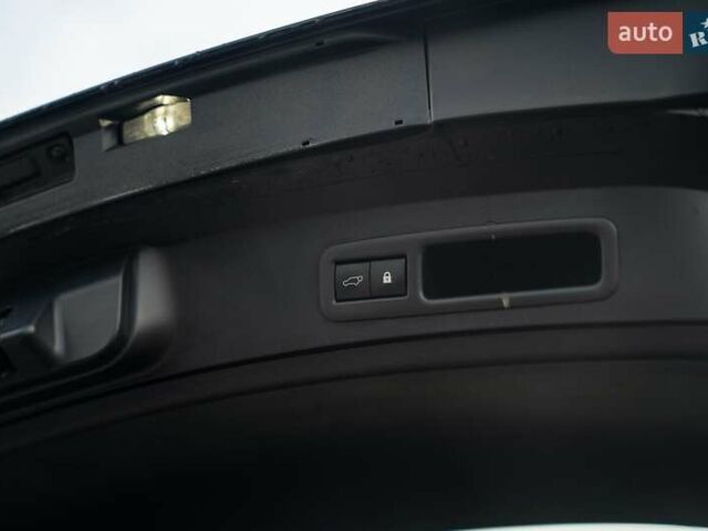 Чорний Лексус UX, об'ємом двигуна 2 л та пробігом 64 тис. км за 29900 $, фото 36 на Automoto.ua