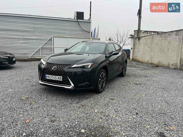 Чорний Лексус UX, об'ємом двигуна 2 л та пробігом 5 тис. км за 38000 $, фото 2 на Automoto.ua