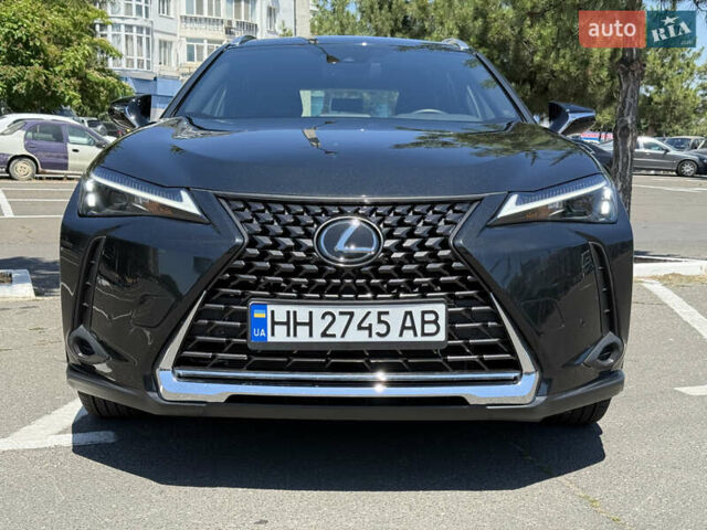 Черный Лексус UX, объемом двигателя 1.99 л и пробегом 6 тыс. км за 36500 $, фото 2 на Automoto.ua