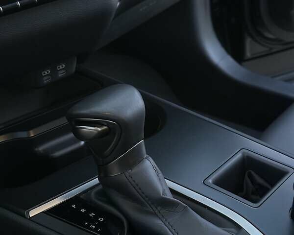 Чорний Лексус UX, об'ємом двигуна 0 л та пробігом 5 тис. км за 38900 $, фото 53 на Automoto.ua