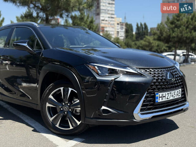 Черный Лексус UX, объемом двигателя 1.99 л и пробегом 6 тыс. км за 36500 $, фото 3 на Automoto.ua