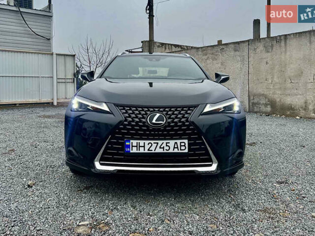 Чорний Лексус UX, об'ємом двигуна 2 л та пробігом 5 тис. км за 38000 $, фото 1 на Automoto.ua