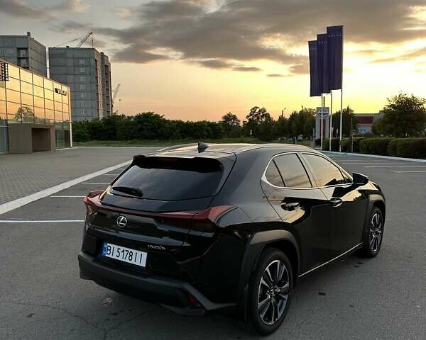 Чорний Лексус UX, об'ємом двигуна 0 л та пробігом 5 тис. км за 38900 $, фото 4 на Automoto.ua
