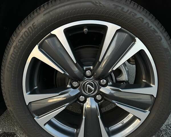 Чорний Лексус UX, об'ємом двигуна 0 л та пробігом 5 тис. км за 38900 $, фото 10 на Automoto.ua