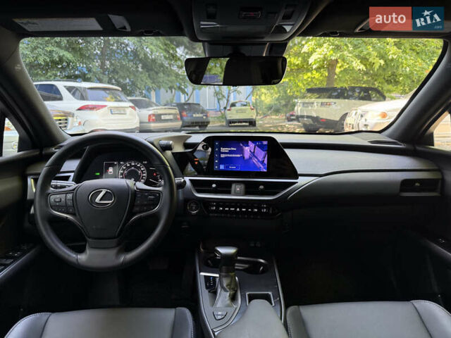 Черный Лексус UX, объемом двигателя 1.99 л и пробегом 6 тыс. км за 36500 $, фото 19 на Automoto.ua