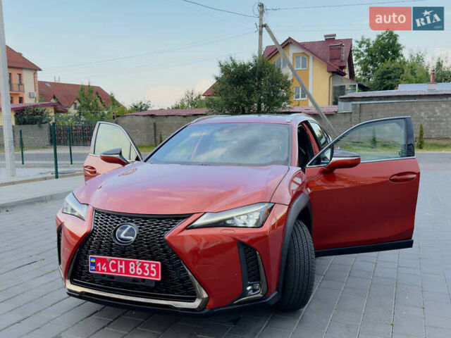 Красный Лексус UX, объемом двигателя 1.99 л и пробегом 21 тыс. км за 28900 $, фото 8 на Automoto.ua