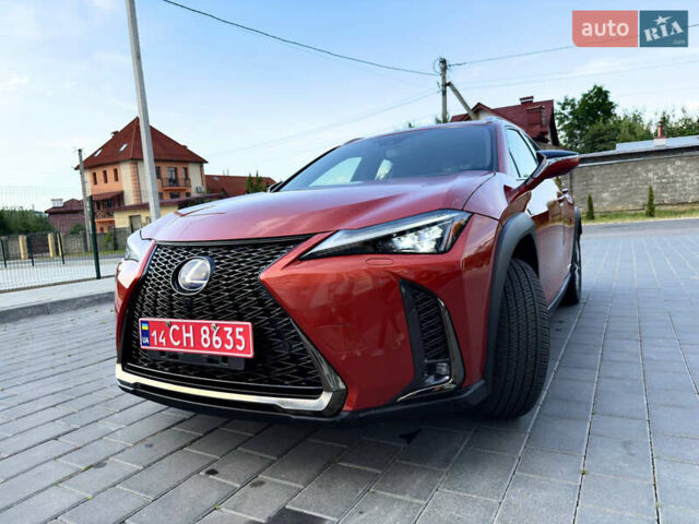 Красный Лексус UX, объемом двигателя 1.99 л и пробегом 21 тыс. км за 28900 $, фото 31 на Automoto.ua