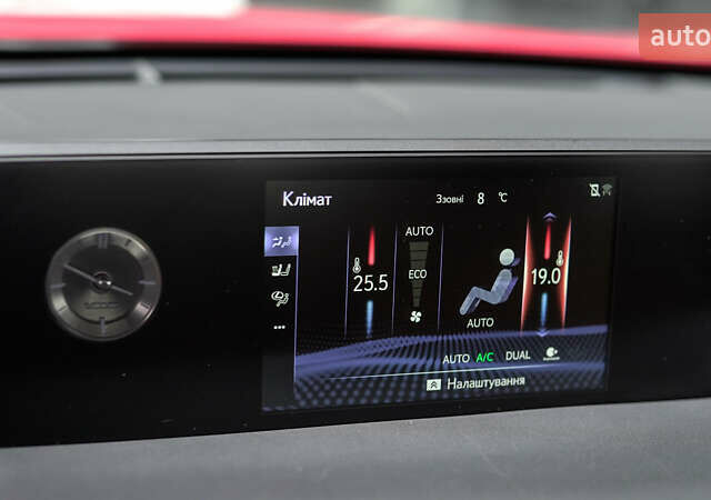 Красный Лексус UX, объемом двигателя 1.99 л и пробегом 101 тыс. км за 29130 $, фото 30 на Automoto.ua