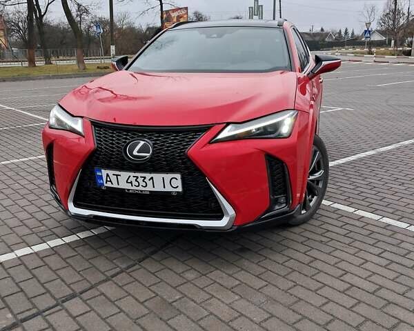 Красный Лексус UX, объемом двигателя 2 л и пробегом 17 тыс. км за 29800 $, фото 33 на Automoto.ua