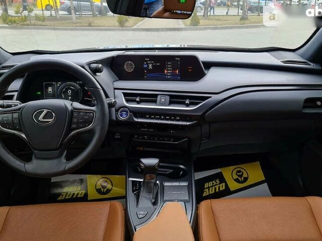 Лексус UX, объемом двигателя 2 л и пробегом 18 тыс. км за 35990 $, фото 10 на Automoto.ua
