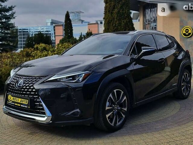 Лексус UX, объемом двигателя 2 л и пробегом 18 тыс. км за 35990 $, фото 6 на Automoto.ua
