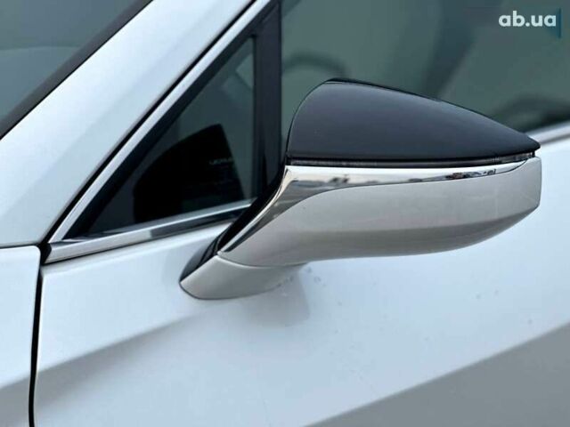 Лексус UX, объемом двигателя 4.25 л и пробегом 59 тыс. км за 27500 $, фото 16 на Automoto.ua