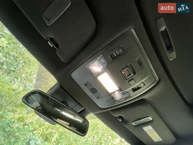 Лексус UX, объемом двигателя 2 л и пробегом 61 тыс. км за 24999 $, фото 28 на Automoto.ua