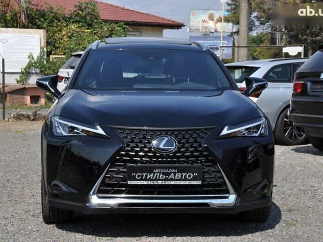 Лексус UX, объемом двигателя 2 л и пробегом 43 тыс. км за 27700 $, фото 5 на Automoto.ua
