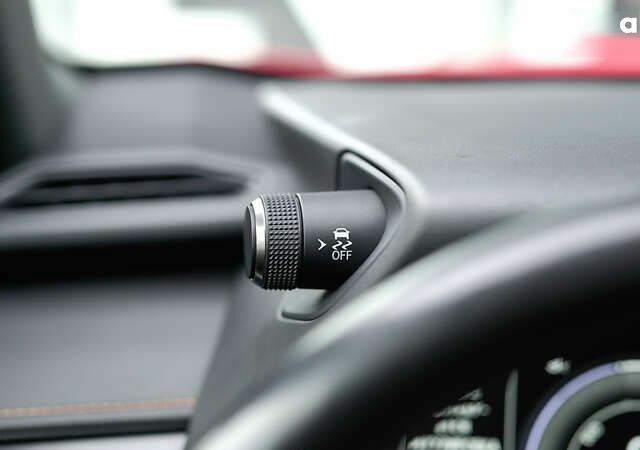 Лексус UX, объемом двигателя 0 л и пробегом 101 тыс. км за 29563 $, фото 23 на Automoto.ua