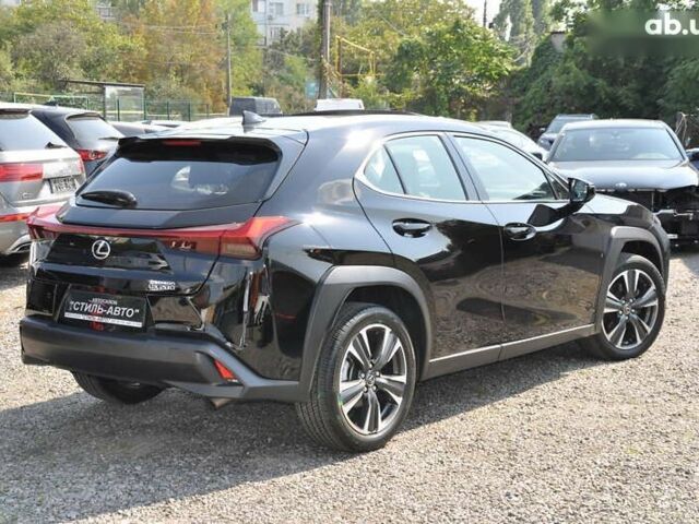 Лексус UX, объемом двигателя 2 л и пробегом 43 тыс. км за 27700 $, фото 3 на Automoto.ua