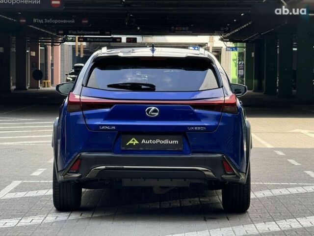 Лексус UX, объемом двигателя 0 л и пробегом 93 тыс. км за 33500 $, фото 4 на Automoto.ua