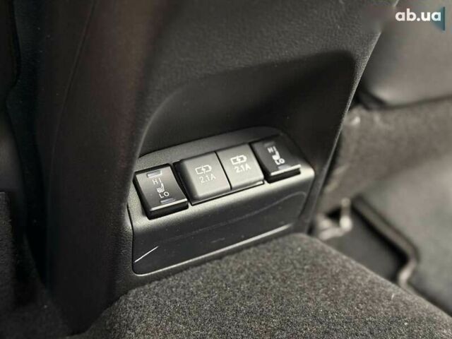 Лексус UX, об'ємом двигуна 0 л та пробігом 76 тис. км за 22900 $, фото 24 на Automoto.ua