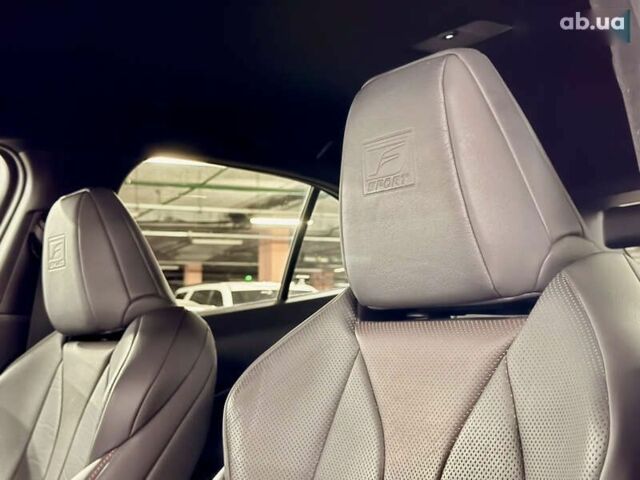 Лексус UX, объемом двигателя 0 л и пробегом 93 тыс. км за 32900 $, фото 23 на Automoto.ua