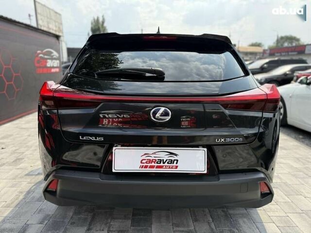Лексус UX, об'ємом двигуна 0 л та пробігом 76 тис. км за 22900 $, фото 9 на Automoto.ua