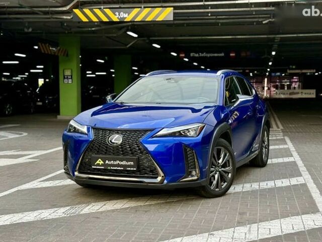 Лексус UX, объемом двигателя 0 л и пробегом 93 тыс. км за 33500 $, фото 5 на Automoto.ua