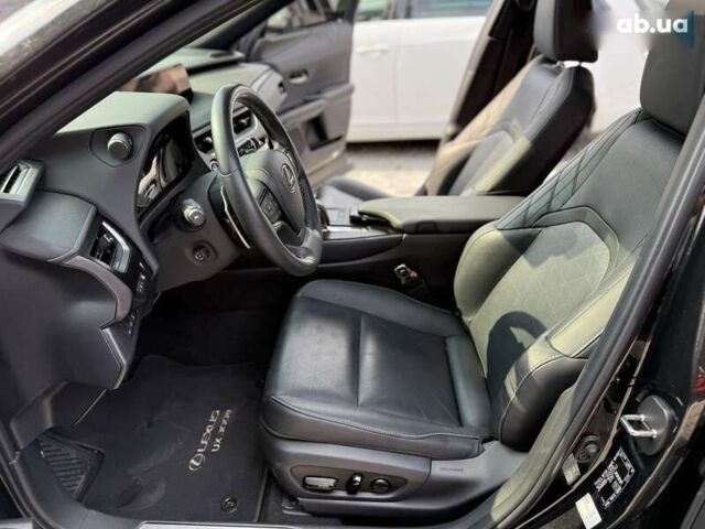 Лексус UX, об'ємом двигуна 0 л та пробігом 76 тис. км за 22900 $, фото 16 на Automoto.ua