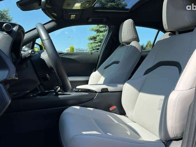 Лексус UX, объемом двигателя 0 л и пробегом 73 тыс. км за 28800 $, фото 18 на Automoto.ua