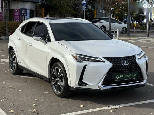 Лексус UX, объемом двигателя 0 л и пробегом 22 тыс. км за 29400 $, фото 7 на Automoto.ua