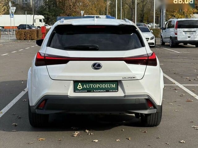 Лексус UX, объемом двигателя 0 л и пробегом 22 тыс. км за 29400 $, фото 11 на Automoto.ua