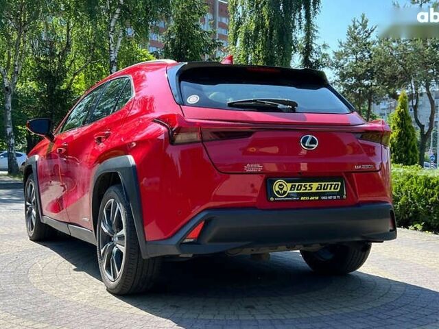 Лексус UX, объемом двигателя 0 л и пробегом 73 тыс. км за 28800 $, фото 4 на Automoto.ua