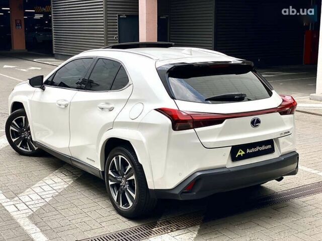 Лексус UX, об'ємом двигуна 0 л та пробігом 22 тис. км за 30500 $, фото 20 на Automoto.ua