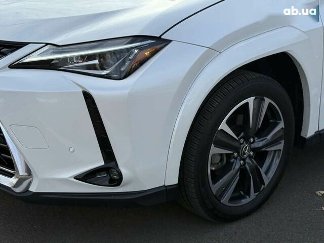Лексус UX, объемом двигателя 0 л и пробегом 22 тыс. км за 29400 $, фото 9 на Automoto.ua