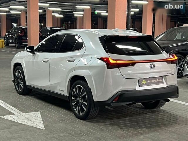 Лексус UX, объемом двигателя 0 л и пробегом 21 тыс. км за 30800 $, фото 8 на Automoto.ua