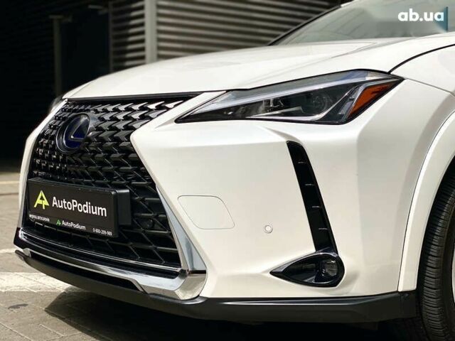 Лексус UX, об'ємом двигуна 0 л та пробігом 22 тис. км за 30500 $, фото 13 на Automoto.ua