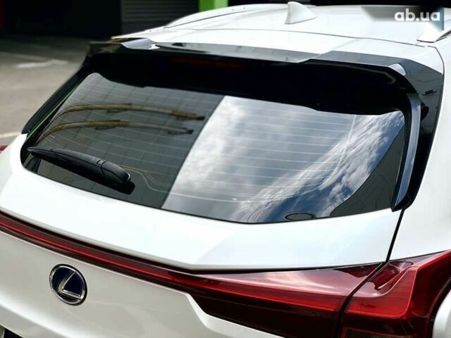 Лексус UX, об'ємом двигуна 0 л та пробігом 22 тис. км за 30500 $, фото 22 на Automoto.ua