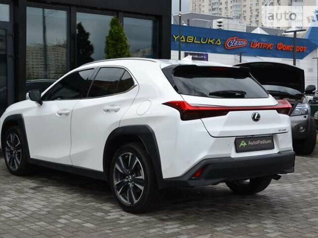 Лексус UX, об'ємом двигуна 2 л та пробігом 12 тис. км за 28999 $, фото 5 на Automoto.ua